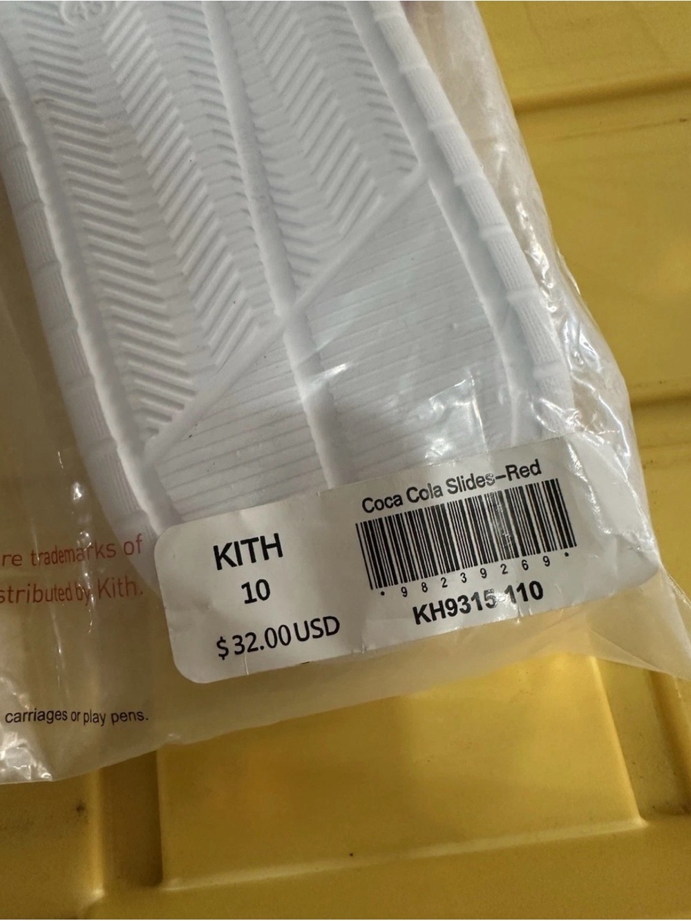 Kith Coke Slides - Picture 3 of 4